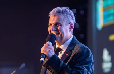 Profile On: Dr David Bryon 