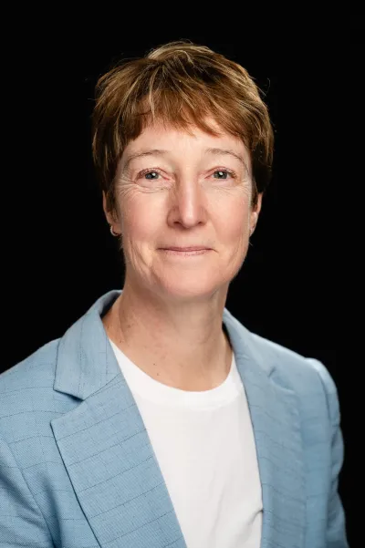 The Leading Note: Former Hostage & Crisis Negotiator Nicky Perfect’s Secrets to Better Communication & Negotiation